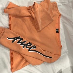 Women’s Nike Dri Fit lightweight sweatshirt